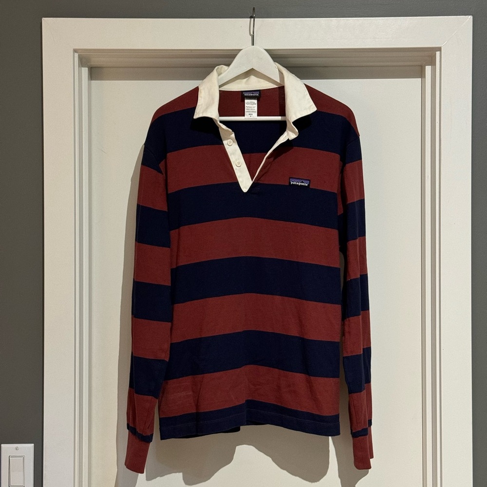 Patagonia M's Long-Sleeved Sender Rugby Shirt
Style # 53820 Size Men's medium